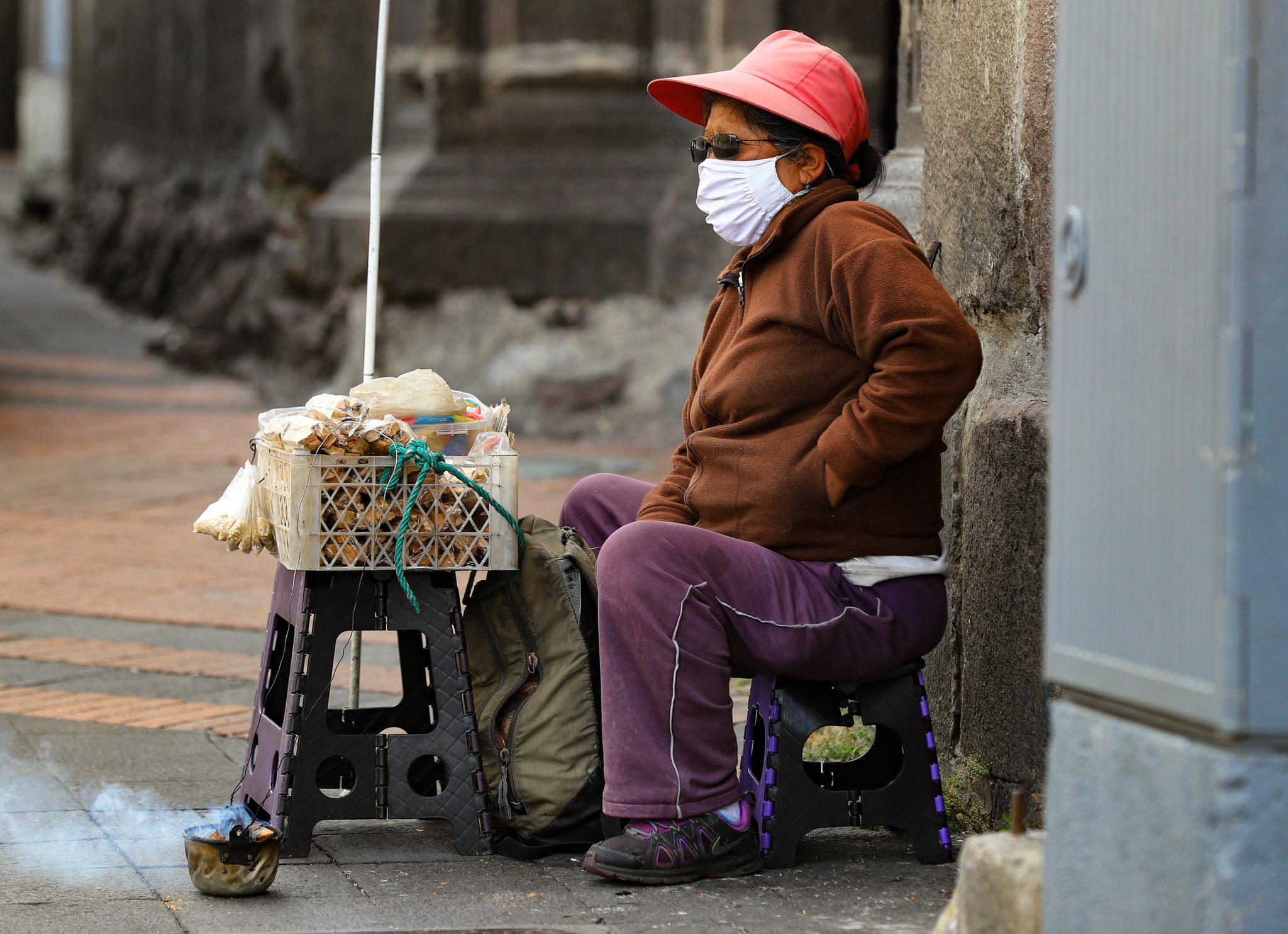 Quito, Ekwador: uliczna sprzedaż owoców i warzyw, fot. EPA / Jose Jacome