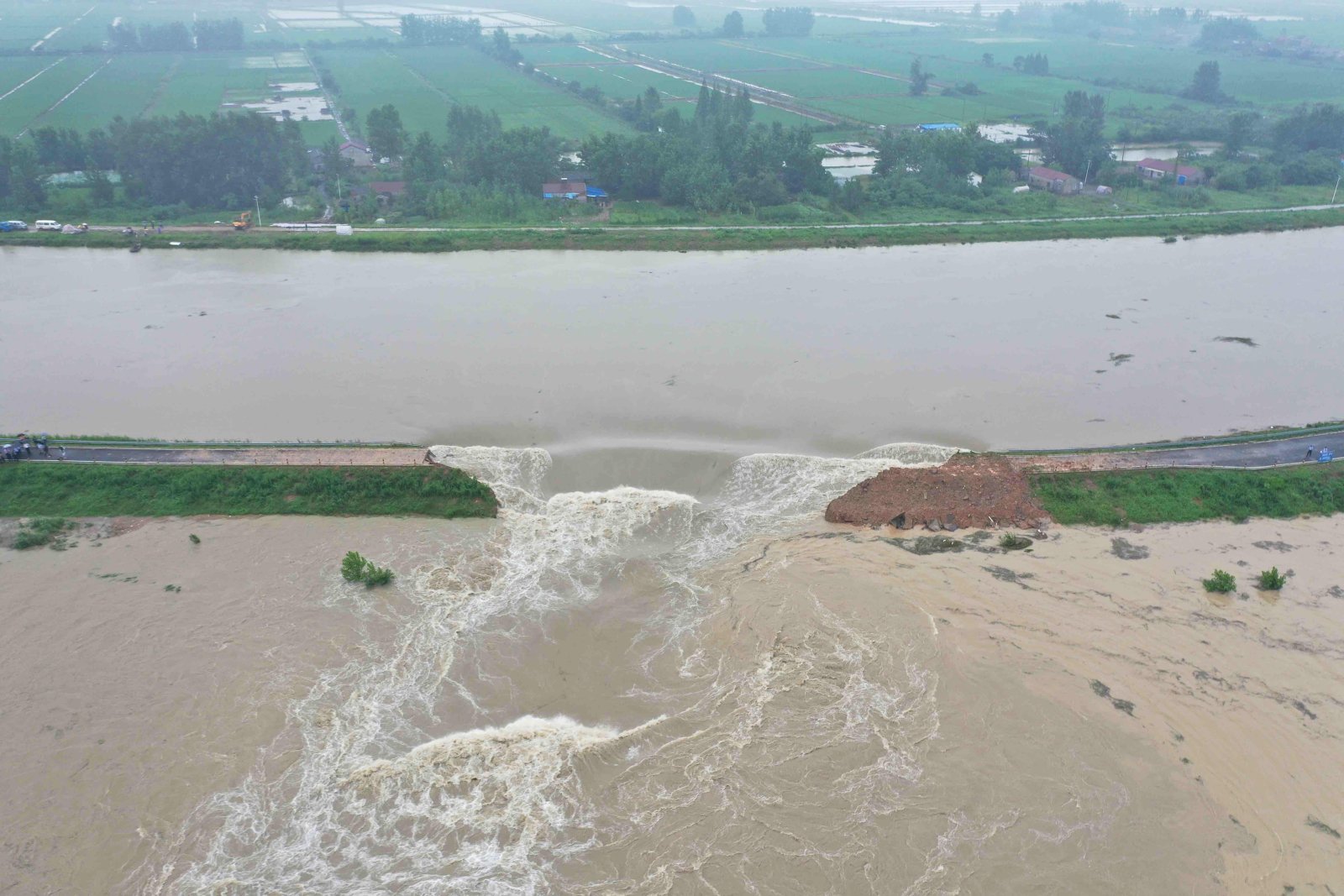 Powódź w Chinach  EPA/SHEN GUO 