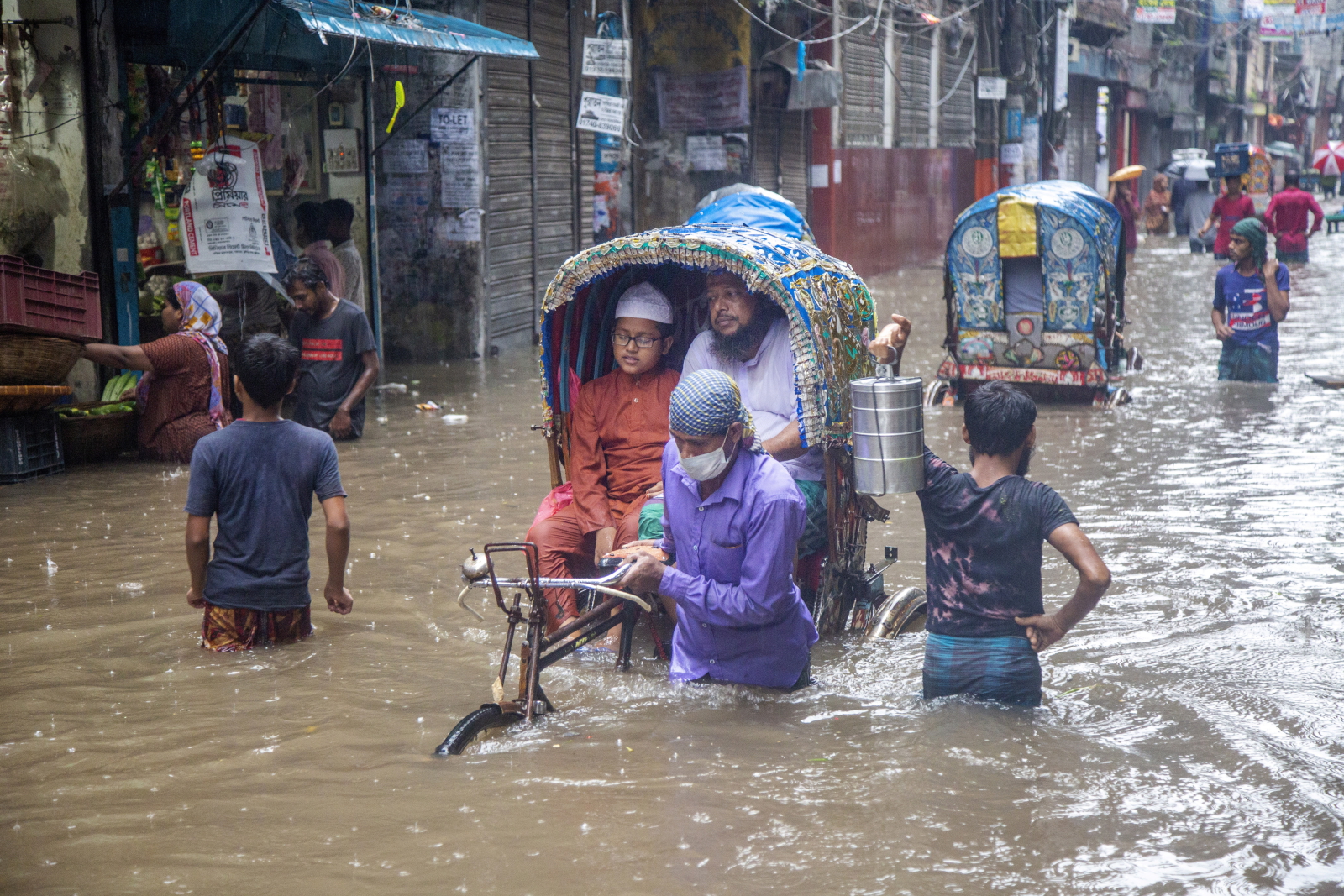 Powódź w Bangladeszu EPA/MONIRUL ALAM 