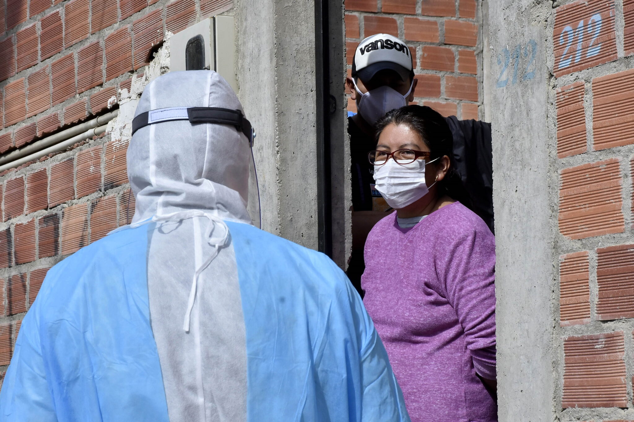 Testy na koronawirusa w La Paz, Boliwia. Fot. EPA/Stringer 