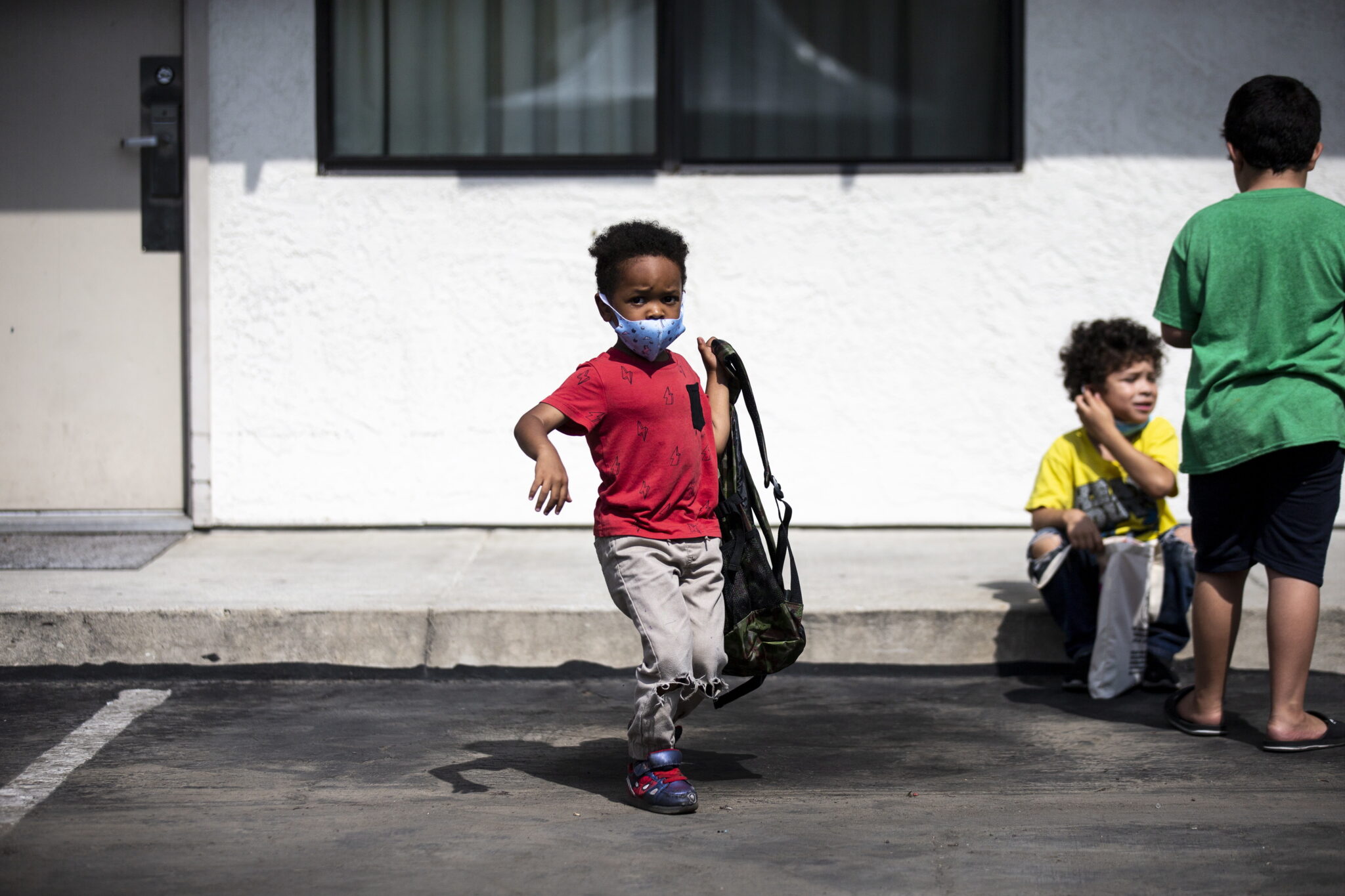 USA, Kalifornia: powrót dzieci do szkół po przerwie związanej z pandemią, fot. EPA/ETIENNE LAURENT