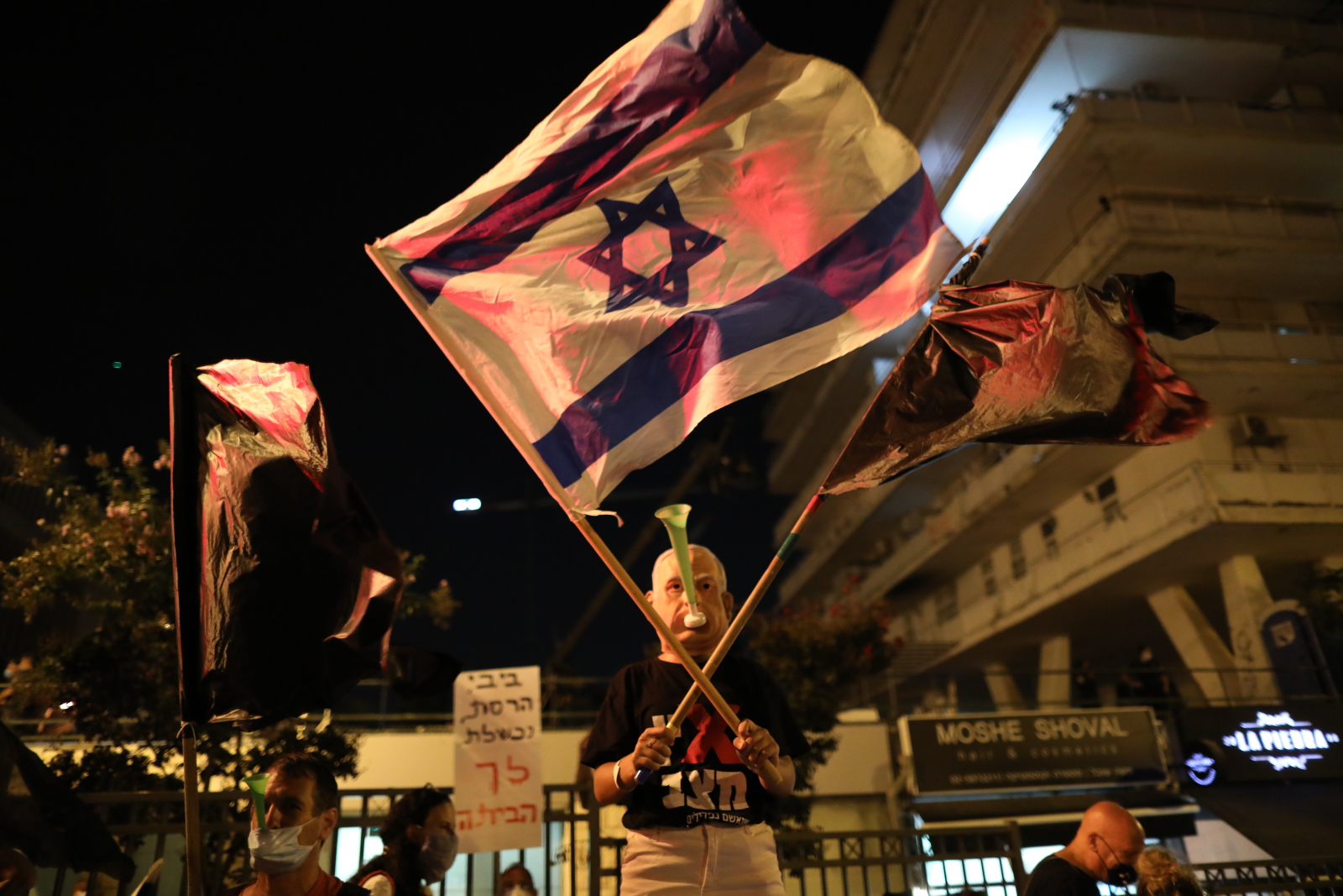 Protesty antyrządowe w Izraleu fot.EPA/ABIR SULTAN