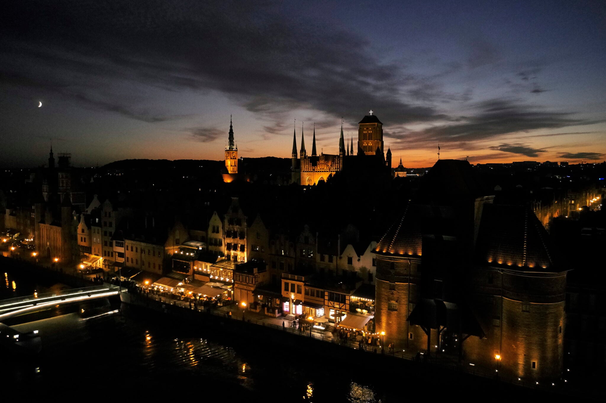 Gdańsk: zakończono prace przy ponad 550-letnim kalendarium zegara astronomicznego