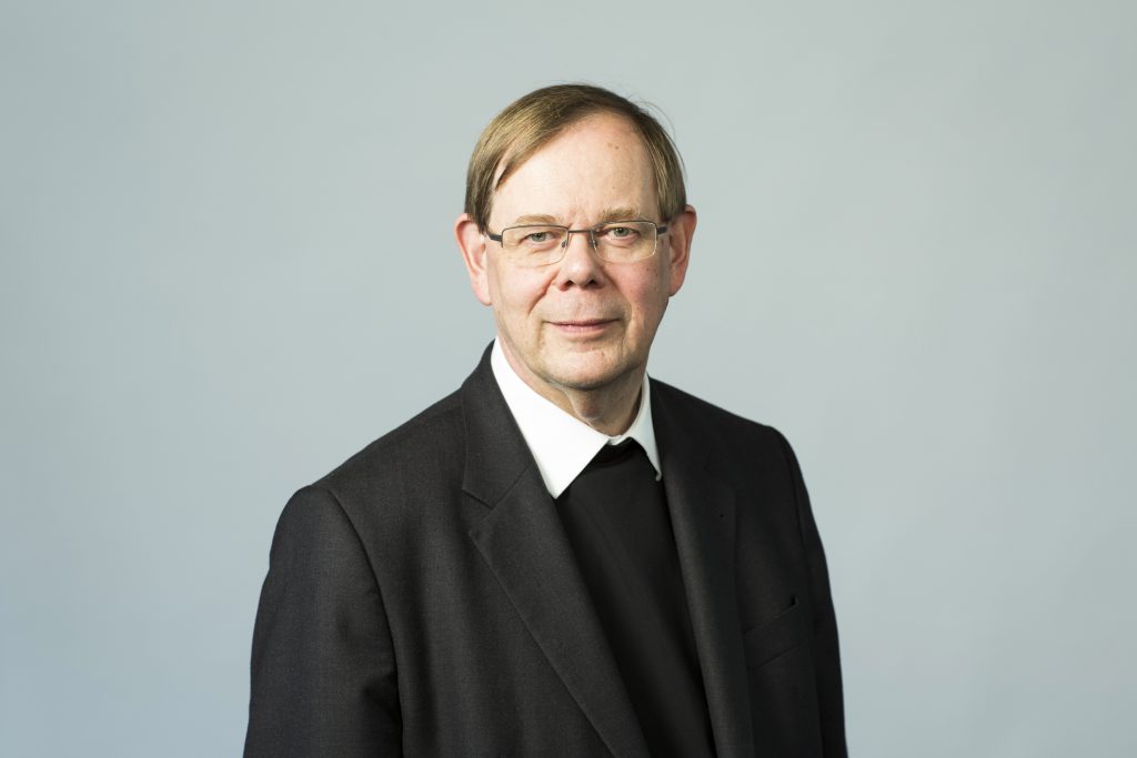 ks. Hans Langendörfer,