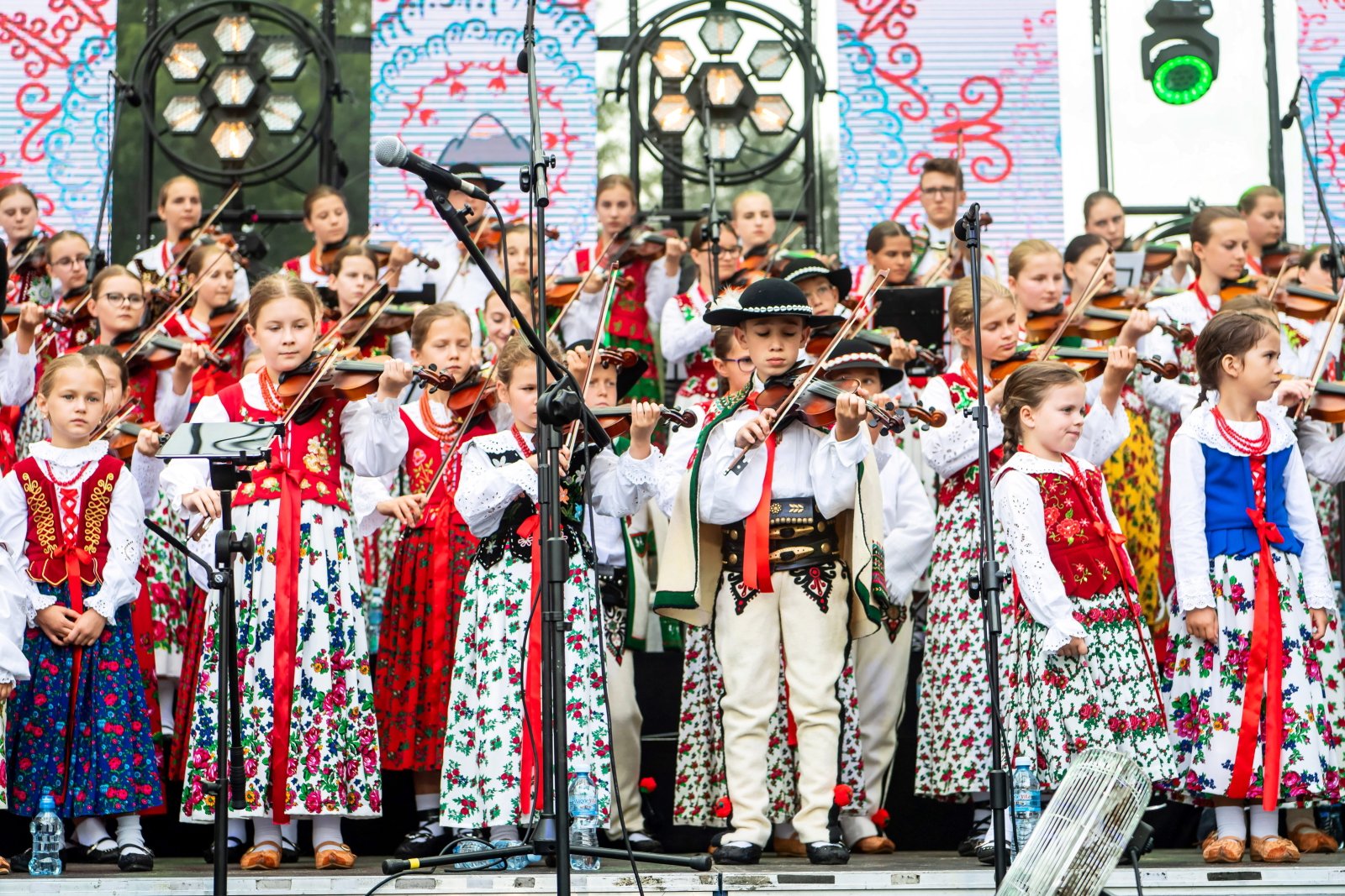 Koncert Małej Armii Janosika fot. PAP/Tytus Żmijewski