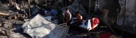 Pożar na Lesbos. fot. EPA/ORESTIS PANAGIOTOU
