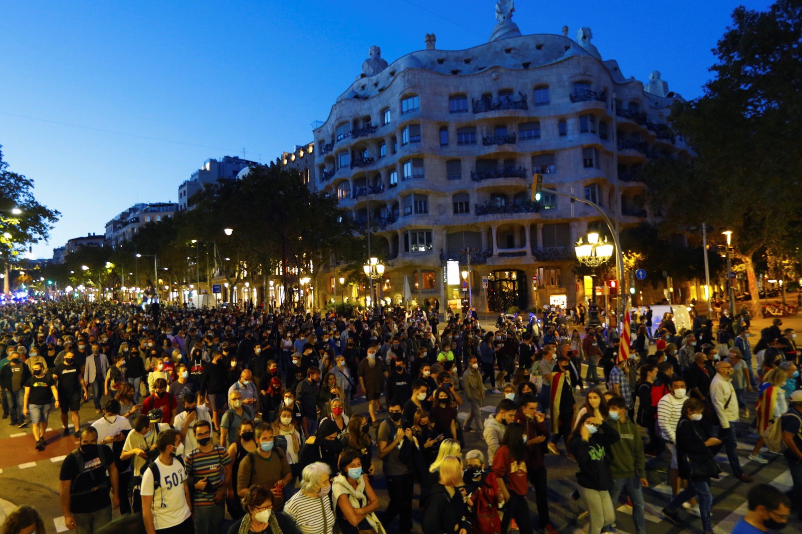 Protesty w Katalonii fot. EPA/Alejandro Garcia 
