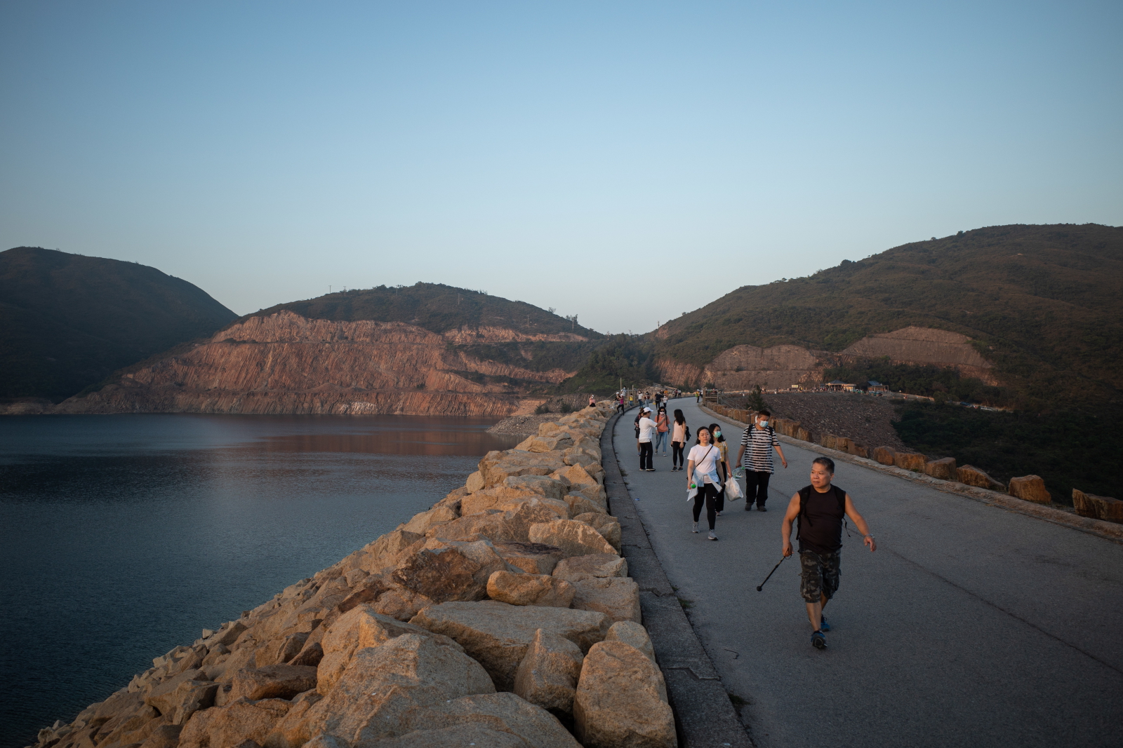 Zapora High Island Reservoir w Hongkongu. Fot.  EPA/JEROME FAVRE  