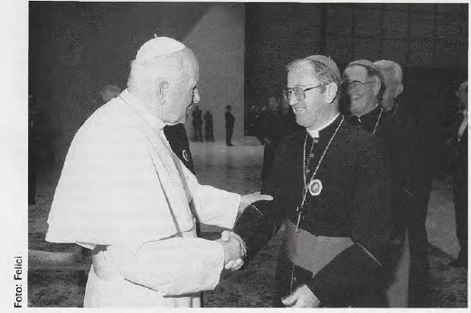 Jan Paweł II i bp Eugeniusz Juretzko. MD 2/1996