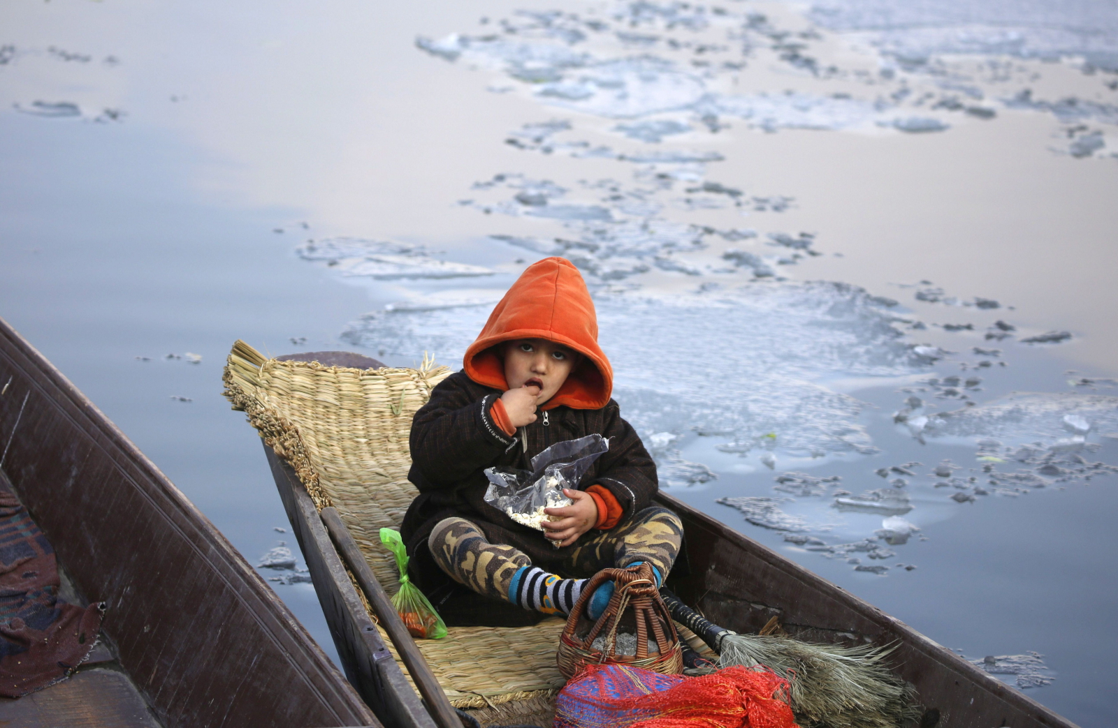 Zima w Nepalu EPA/FAROOQ KHAN 
