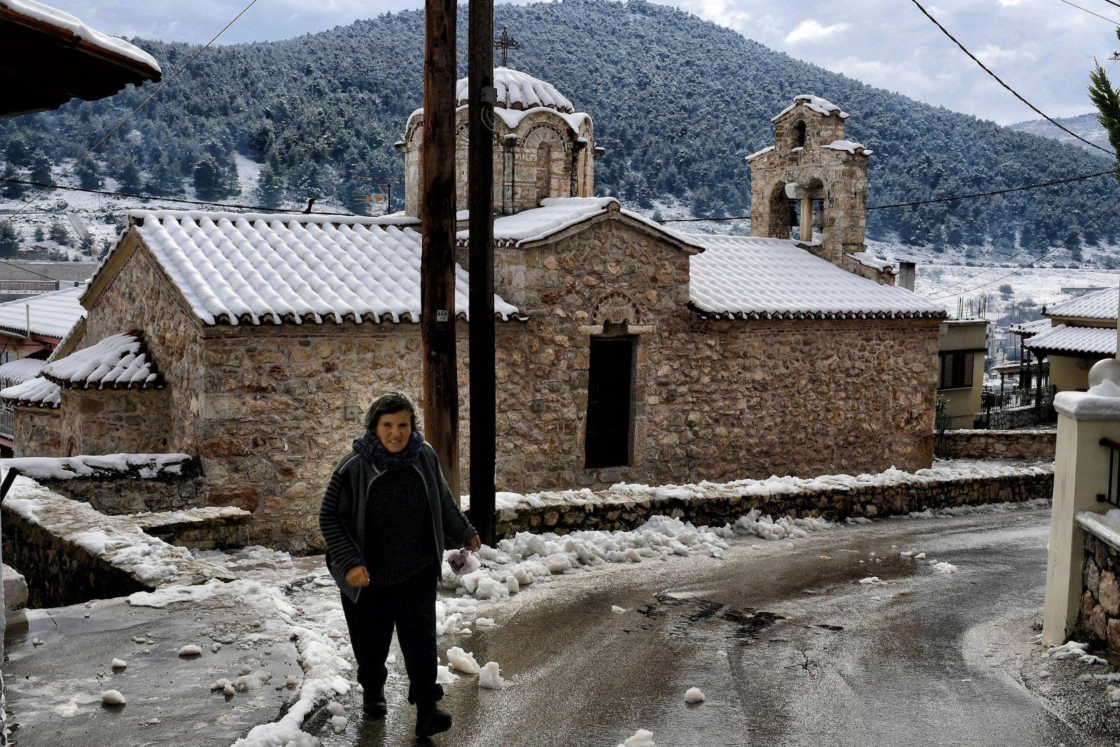 Śnieg w Grecji EPA/VASSILIS PSOMAS 