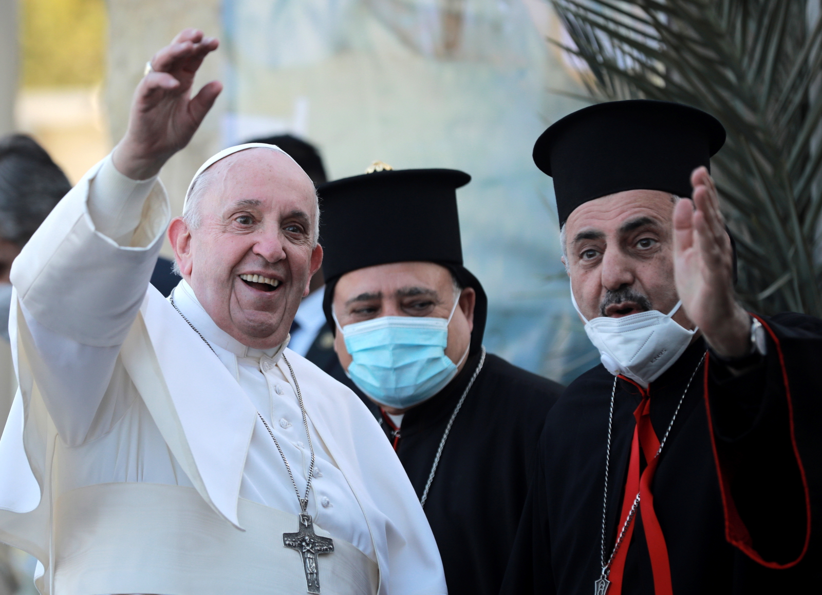 Papież podczas spotkania z duchownymi w Iraku. fot. EPA/MURTAJA LATEEF 
