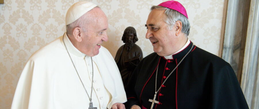 Papież Franciszek spotkał się z Salvatorem Pennacchio fot. EPA/VATICAN MEDIA