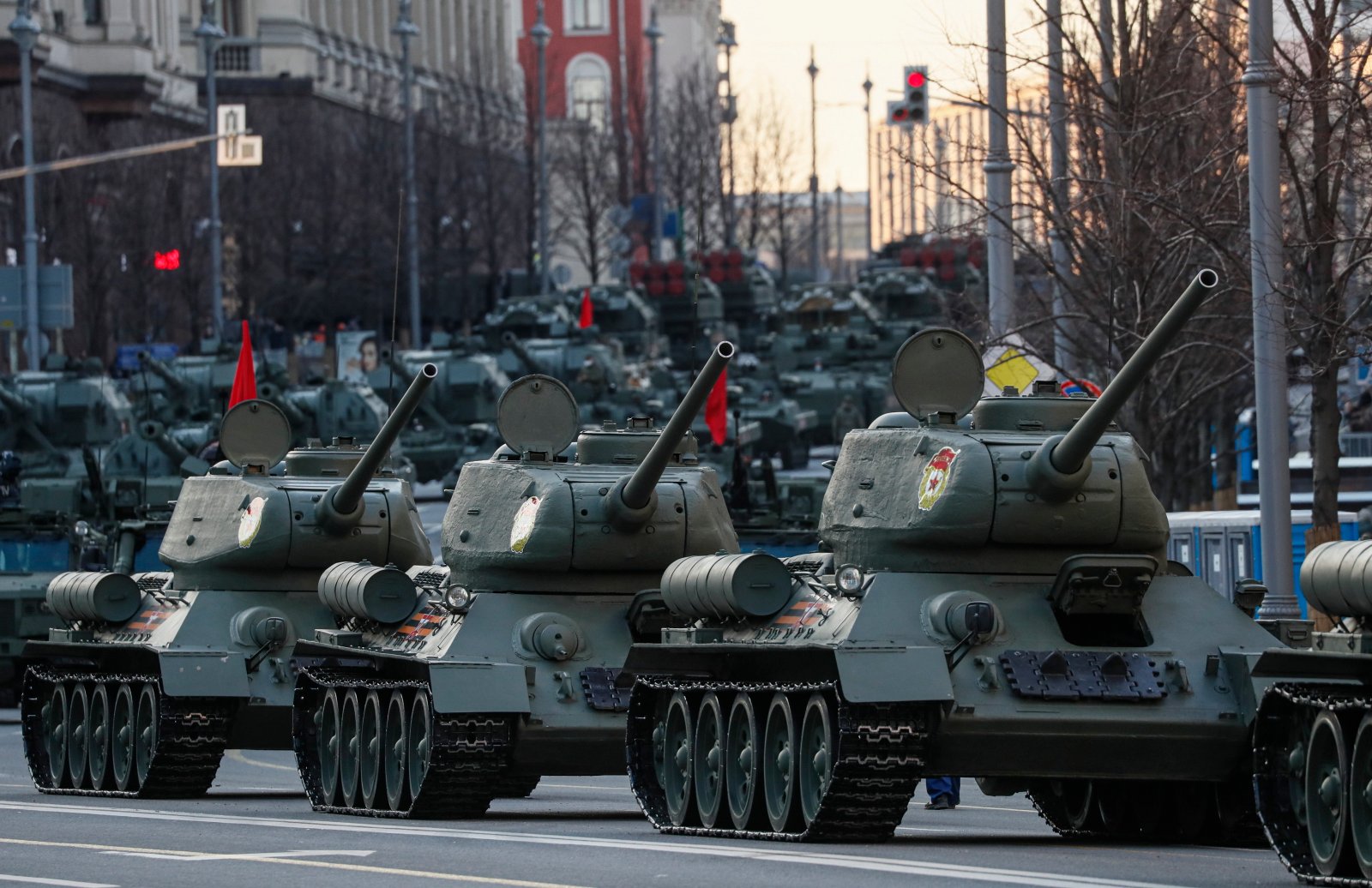 Parada czołgów w Rosji fot. EPA/YURI KOCHETKOV 