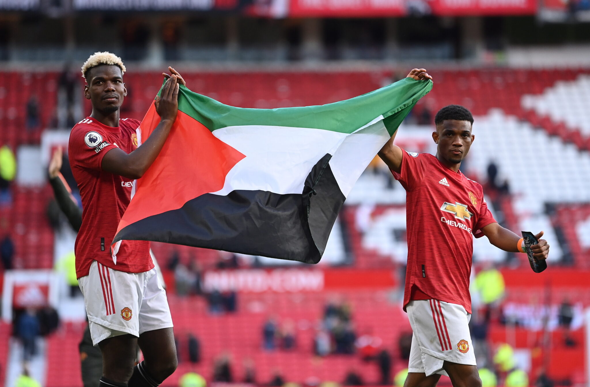 Piłkarze Manchesteru solidarni z Palestyną. fot. EPA/Laurence Griffiths / POOL 