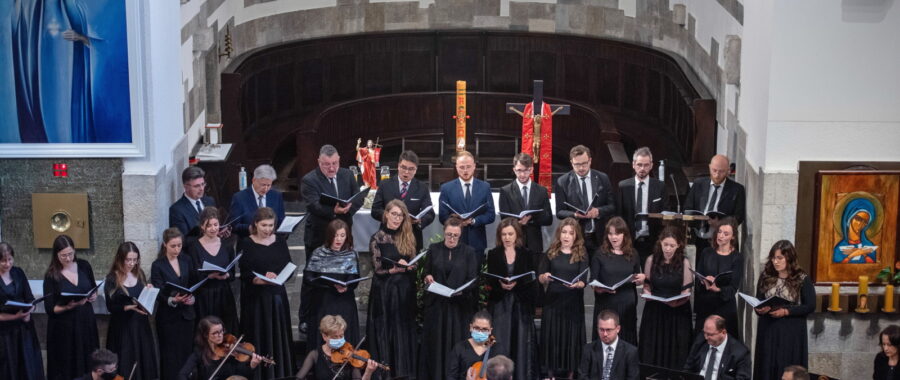 Koncert chóru KUL dla kard. Wyszyńskiego fot. PAP/Wojtek Jargiłło