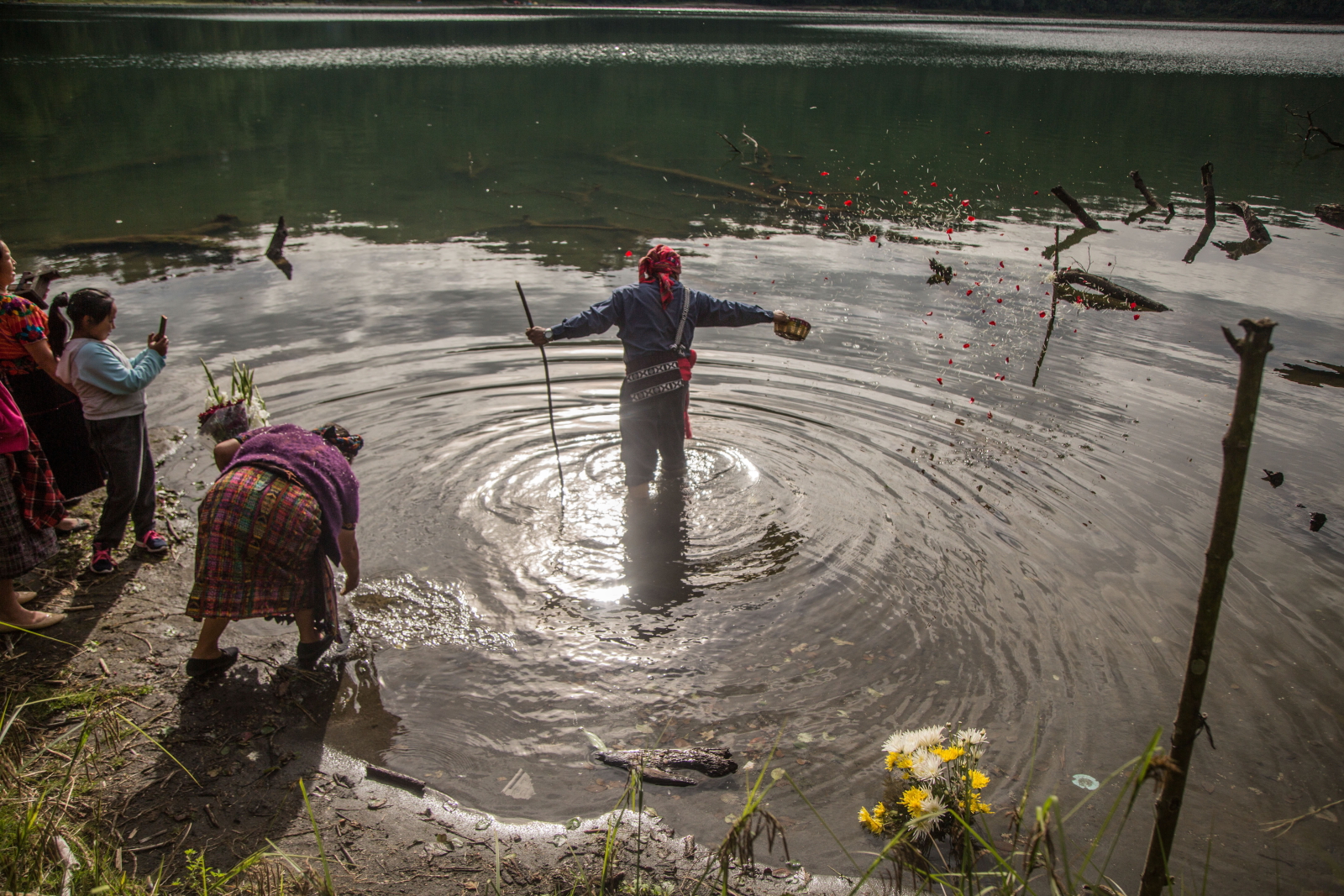 Tradycja rodzimych gwatemalczyków fot. EPA/Esteban Biba 
