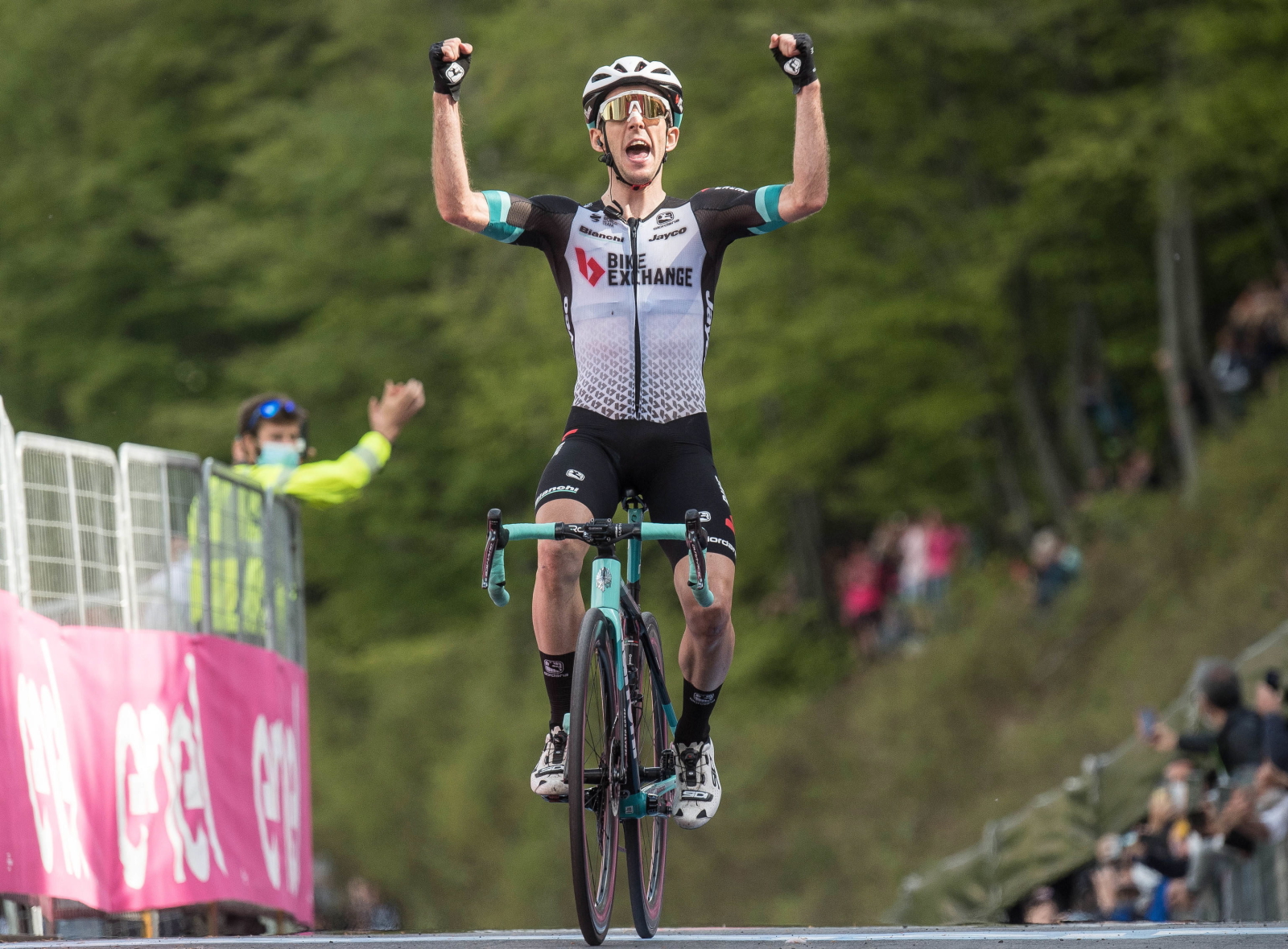 Simon Yates 19. etap Giro d'Italia
EPA/LUCA ZENNARO 
