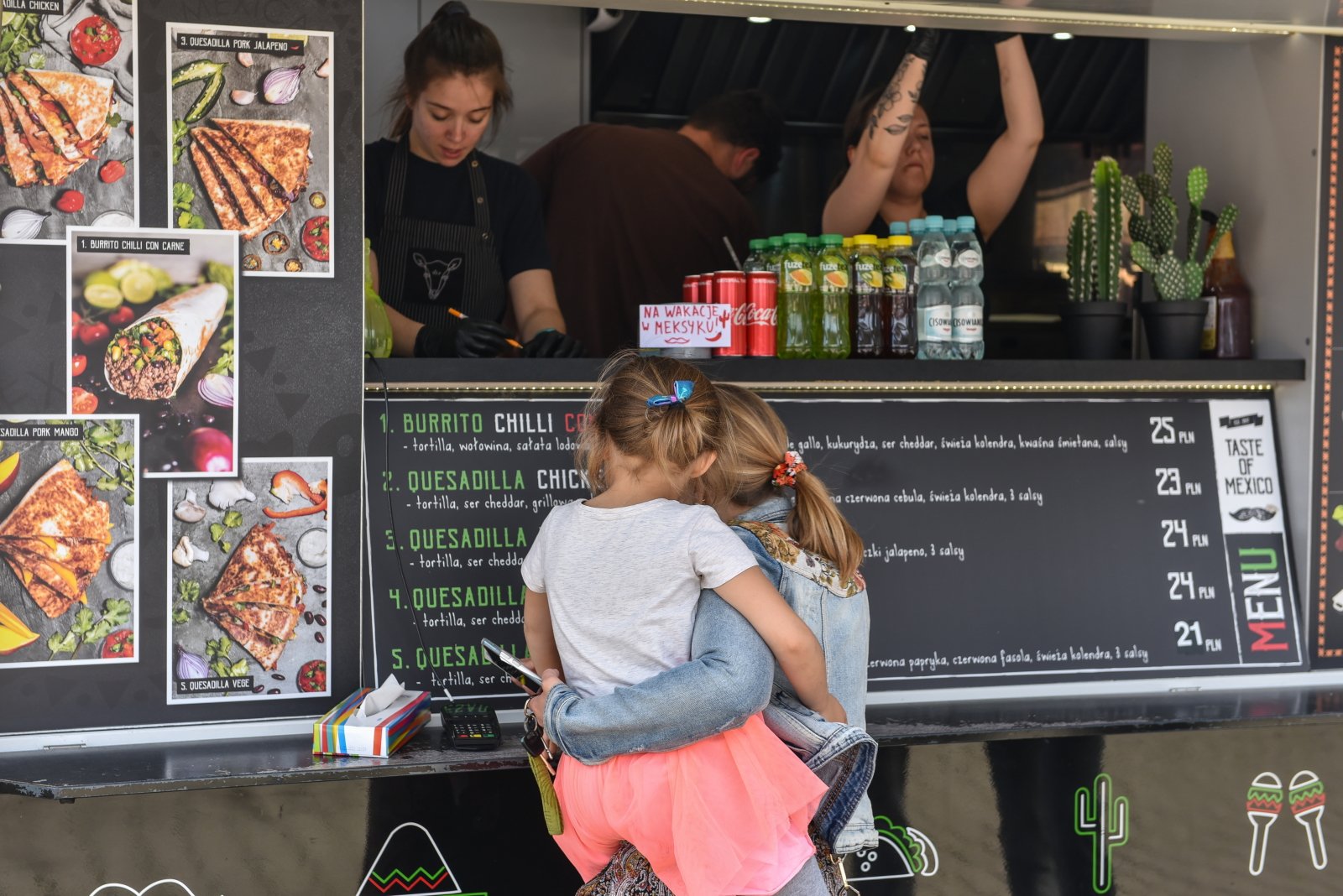 Festiwal food trucków w Lublinie Fot. PAP/Wojtek Jargiło