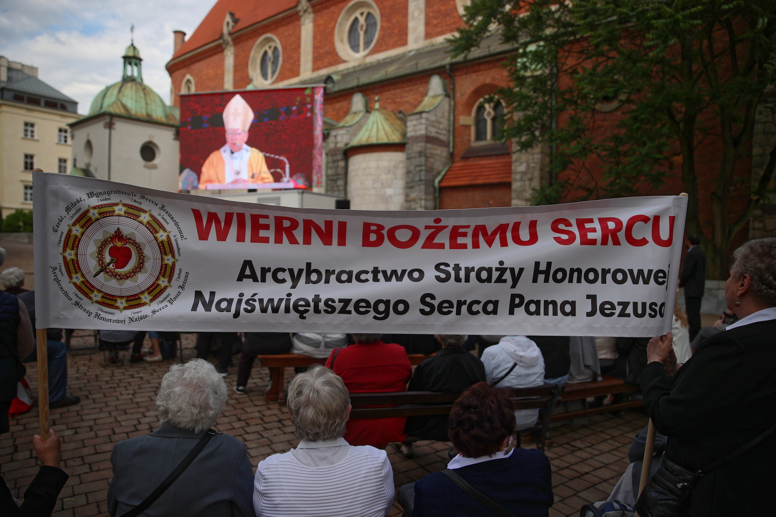 Biskupi ponowili Akt Poświęcenia Narodu Polskiego Najświętszemu Sercu Pana Jezusa PAP/Łukasz Gągulski