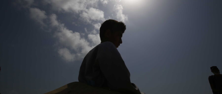 Zaćmienie słońca fot. widziane w Pakistanie fot. EPA/SHAHZAIB AKBER