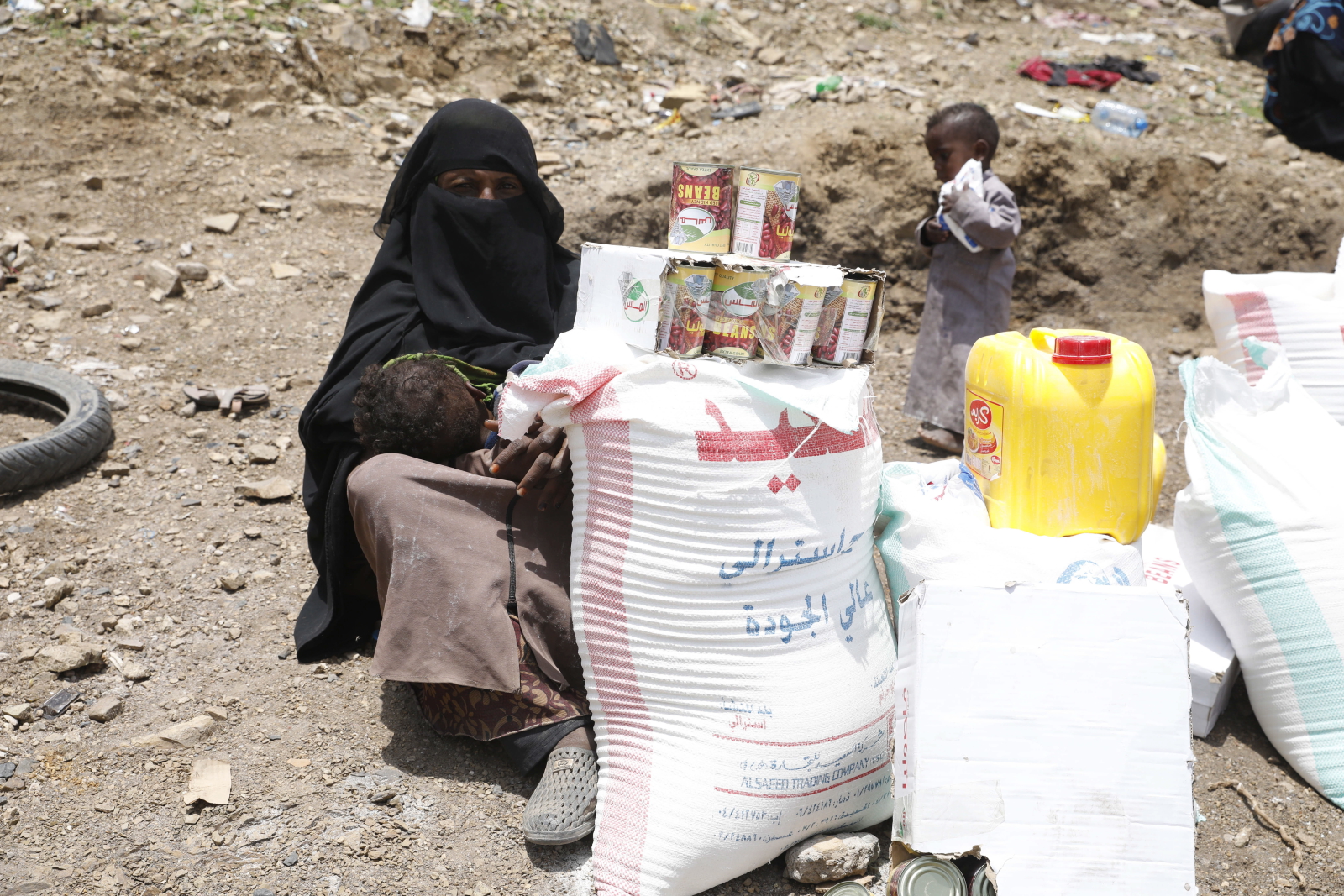 Tragedia humanitarna w Jemenie fot. EPA/YAHYA ARHAB 