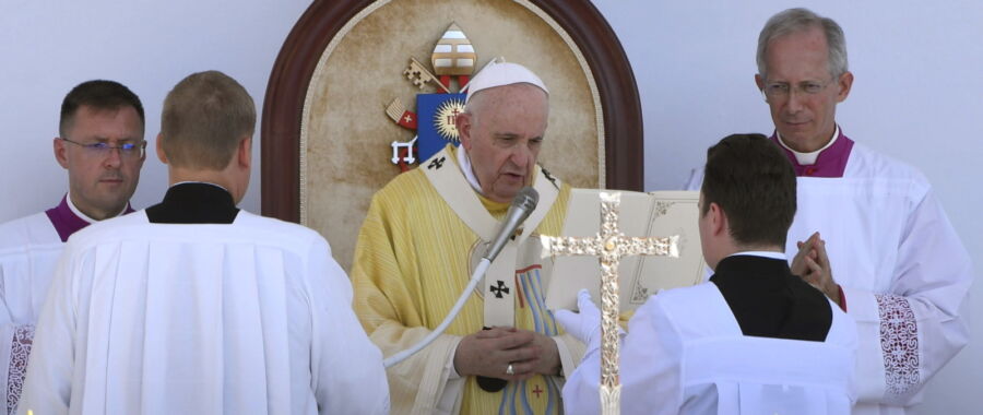 papież franciszek na węgrzech