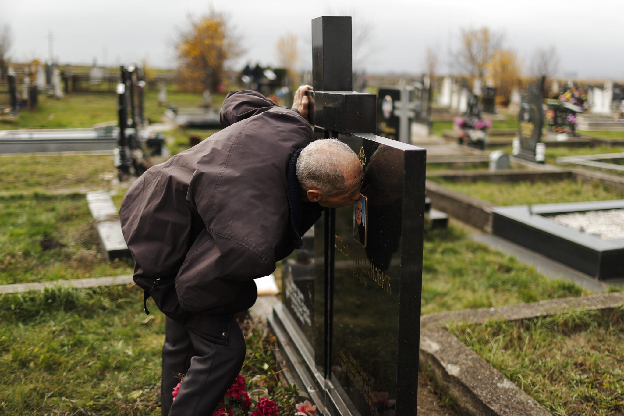 Wszystkich Świętych a Zaduszki – czym różnią się 1 i 2 listopada? 