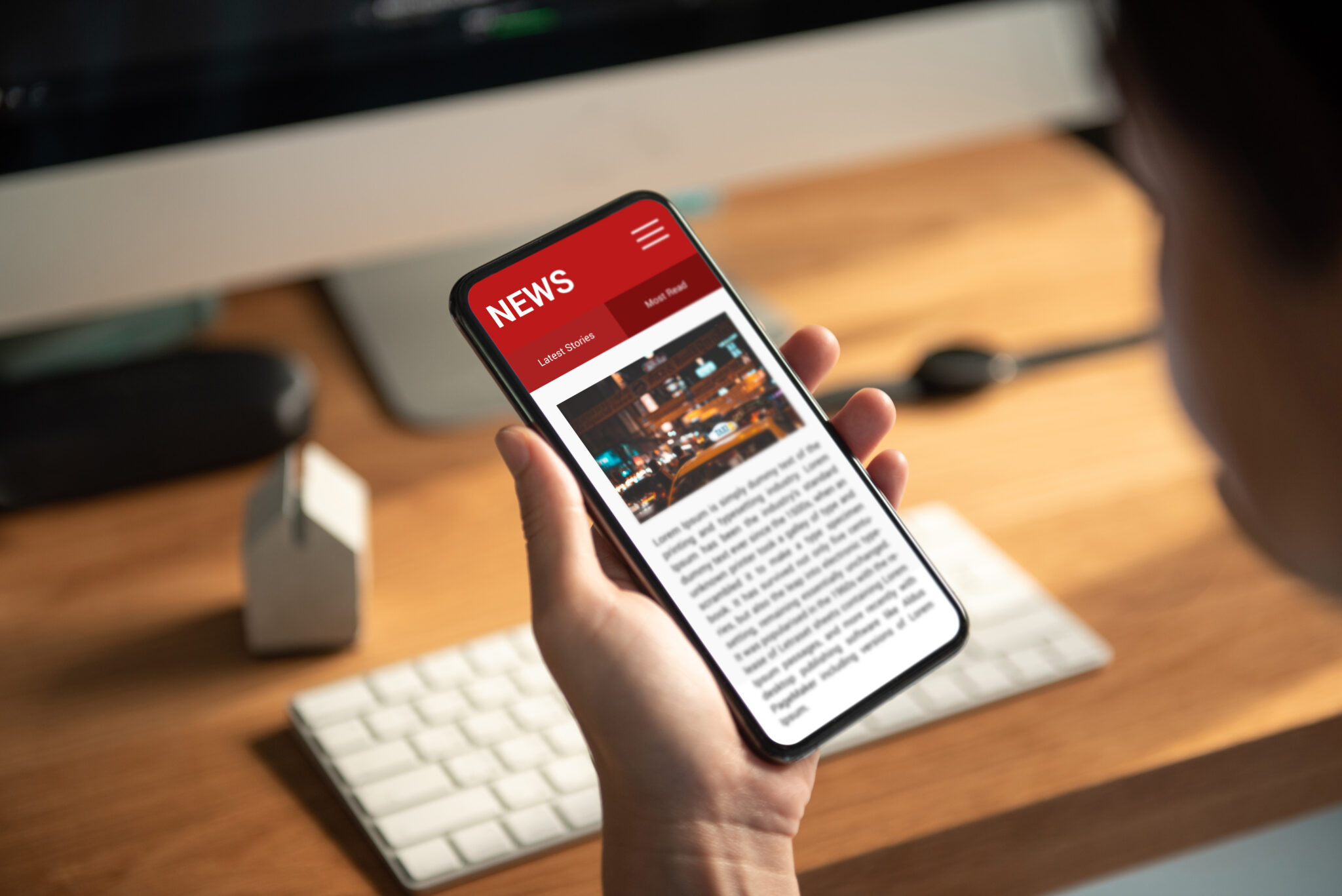 Na czym budowana jest dezinformacja? Psycholog wyjaśnia