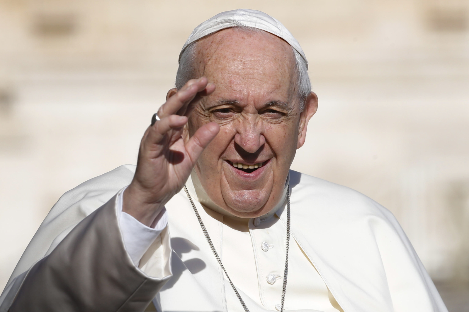 le pape a confirmé le voyage à Marseille et en Mongolie et plus tôt en Hongrie