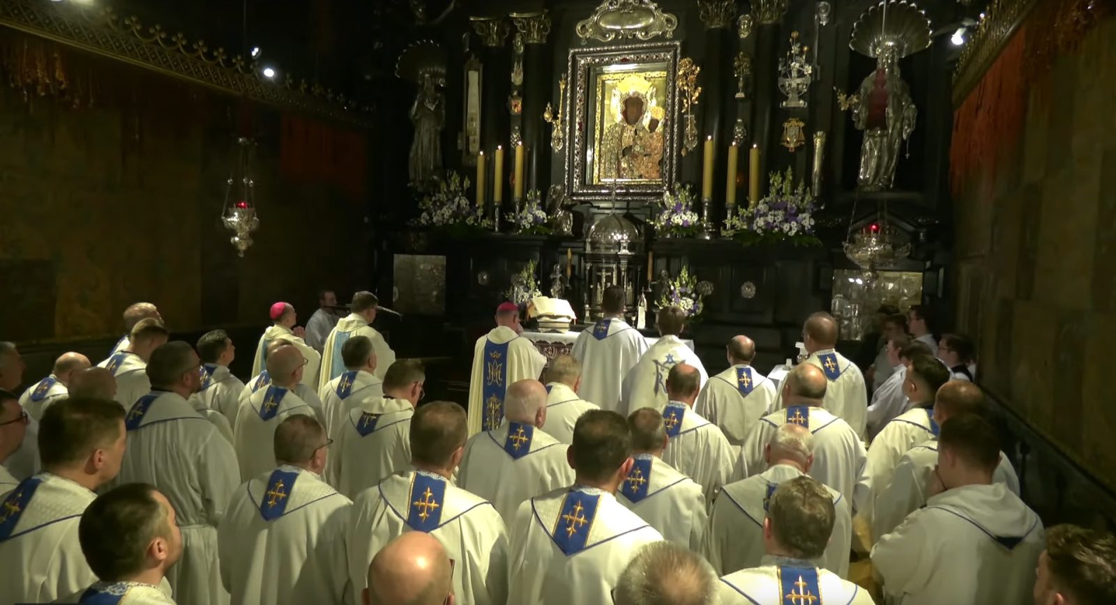 Préfet du Dicastère du Vatican pour le Clergé lors de la prière à Jasna Góra