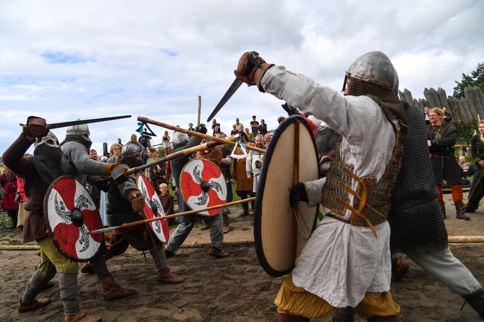 Rozpoczęcie XVIII Międzynarodowego Festiwalu Słowian i Wikingów na wyspie Wolin [+GALERIA]