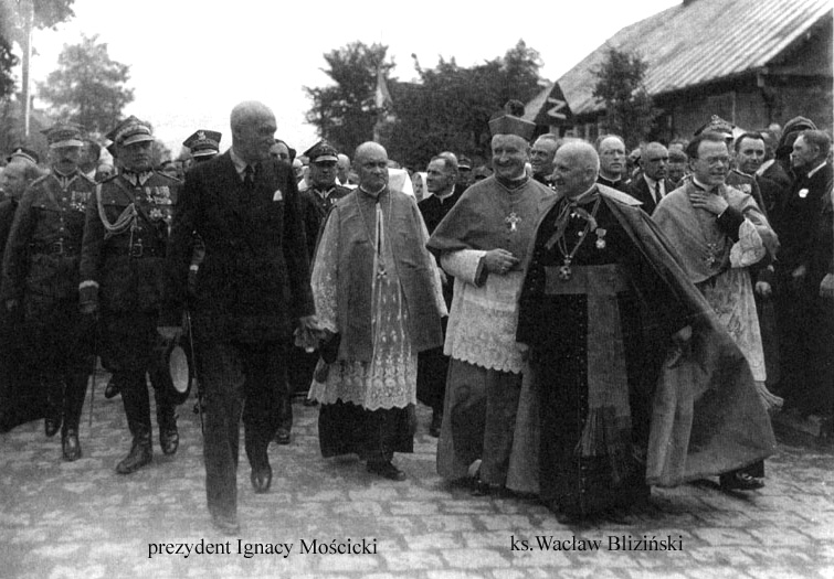 Soon the First Congress of Fr.  Monsignor Wacław Bliziński, coat of arms Korczak