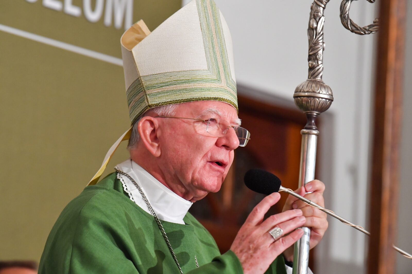 Abp Marek Jędraszewski w Racławicach: miłość do Maryi musi łączyć się z troską o Ojczyznę