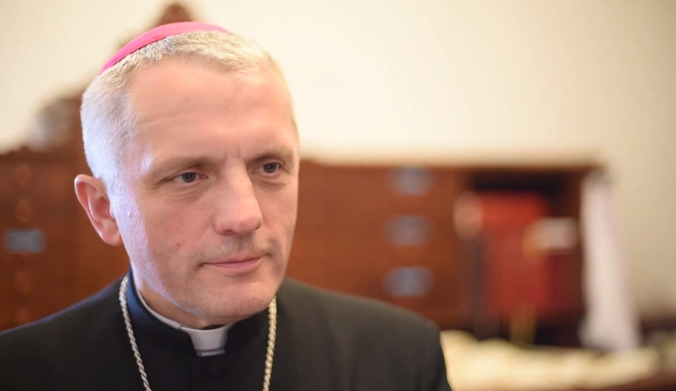 Bp Stanisław Jamrozek do rodzin wielodzietnych: podziwiam was