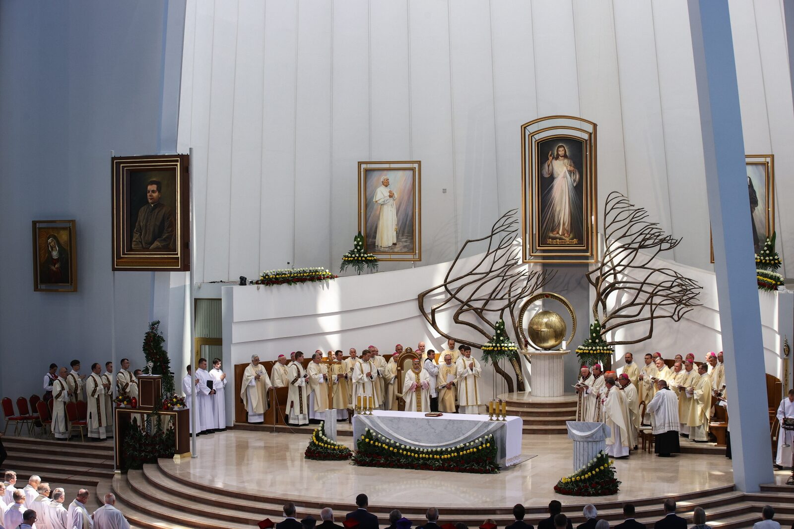 Jak wygląda kult bł. ks. Michała Rapacza niemal rok po beatyfikacji?