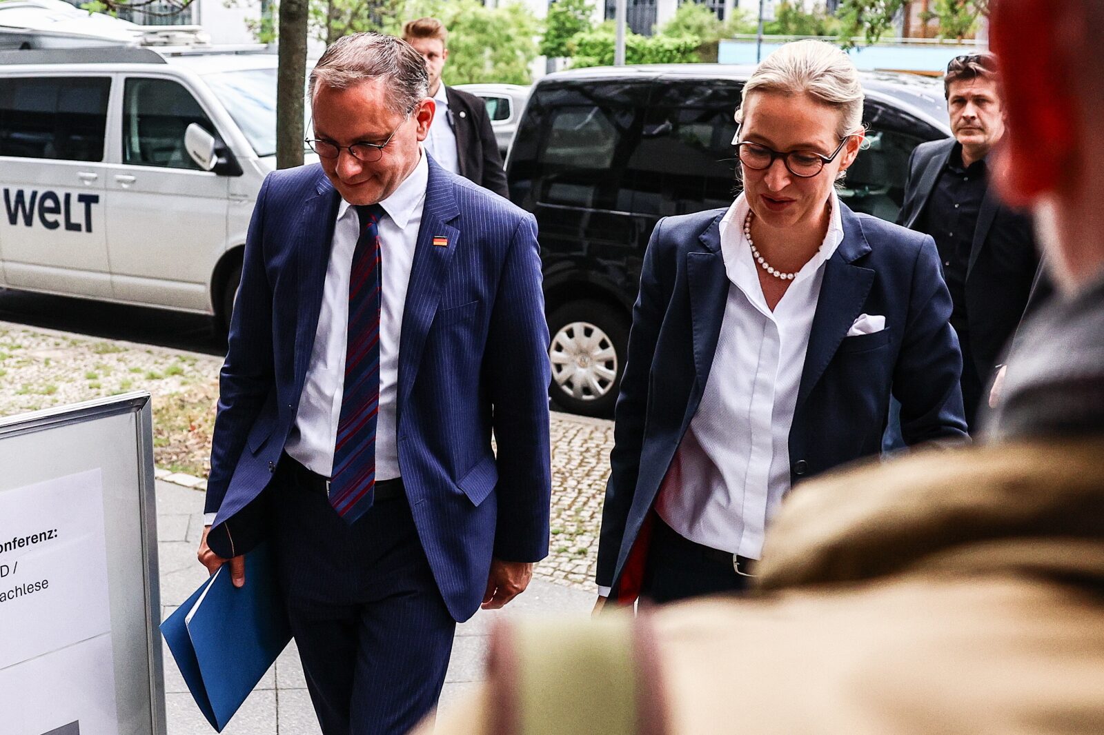Ewangelia w cieniu AfD. Biskup Feige o ideologicznym skręcie chrześcijan