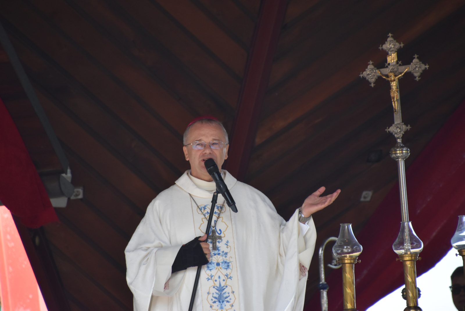 Bp Lityński: Wszyscy bardzo potrzebujemy Bożej optyki spojrzenia na nasze życie