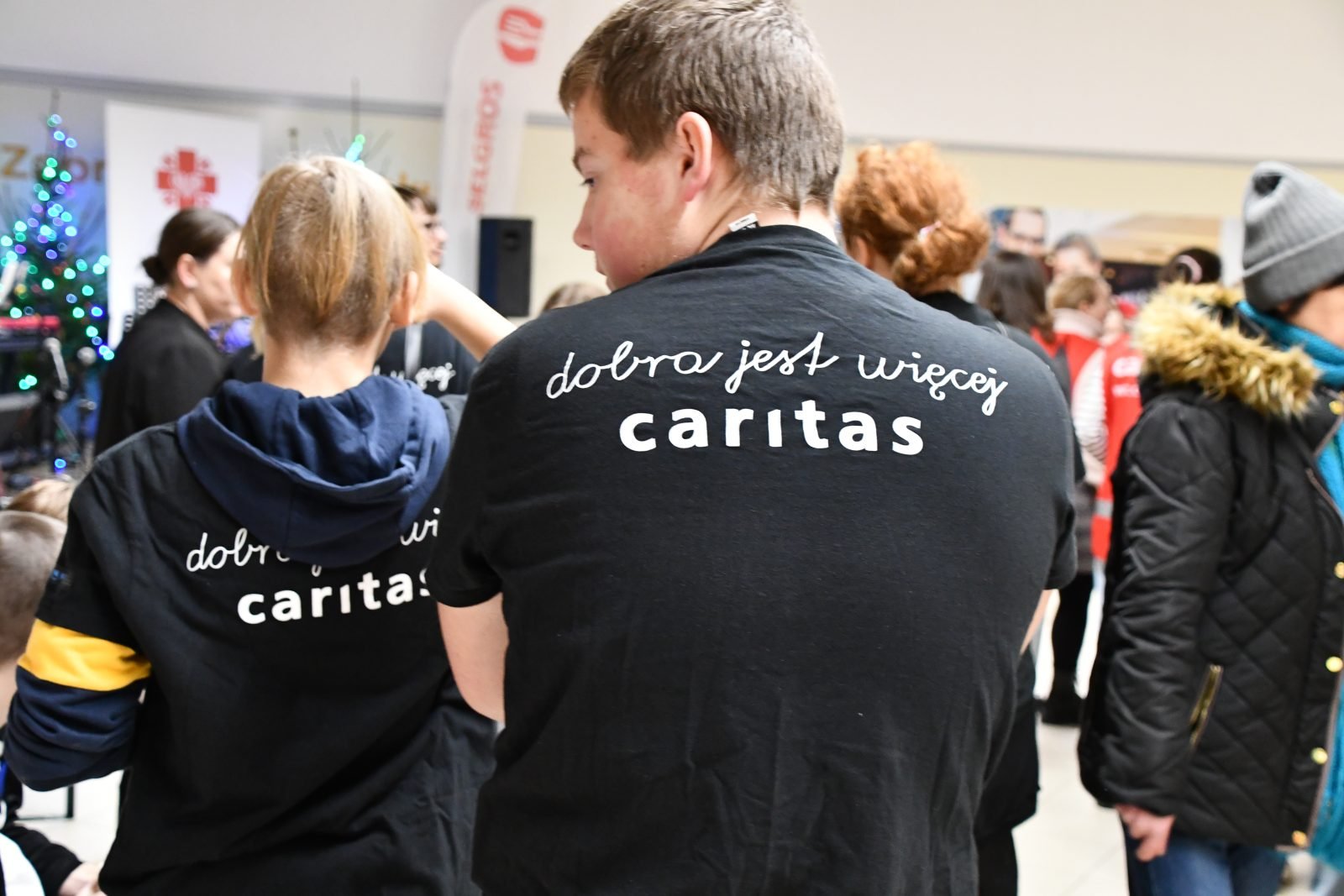 Złe decyzje, konflikty, przemoc. Caritas o przyczynach bezdomności i pomocy ubogim