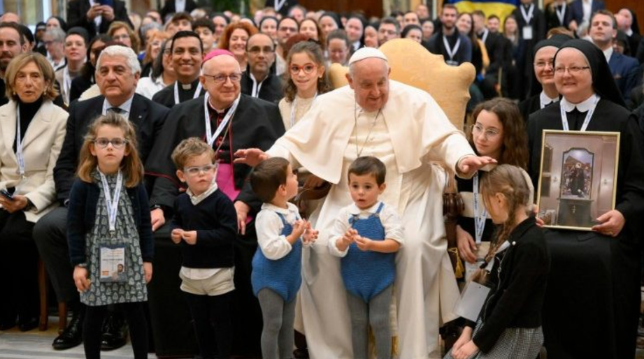 Papież: komunia, ubóstwo i służba nadają smak życiu duchowemu
