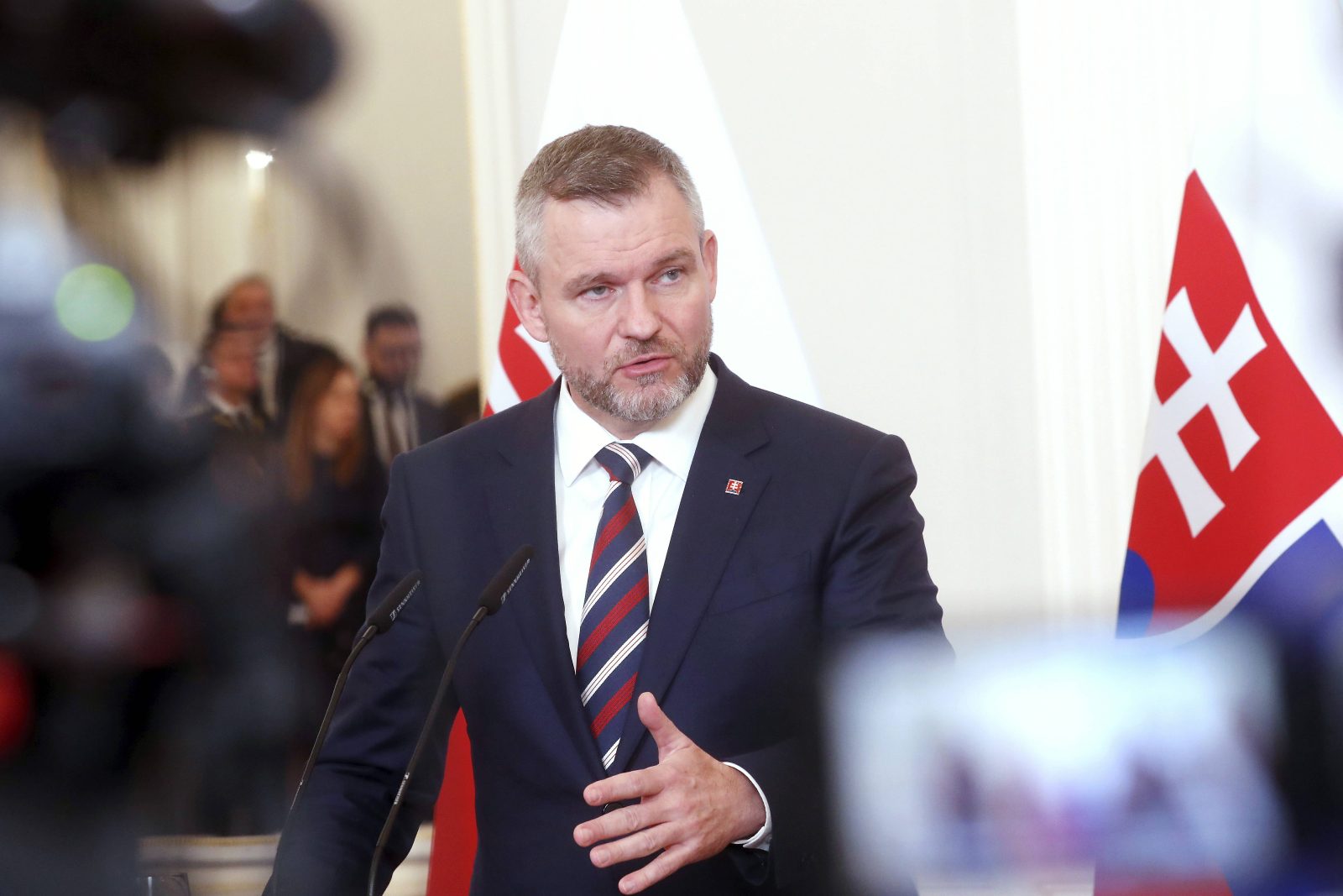 Słowacja: prezydent Peter Pellegrini broni papieża Leona XIV