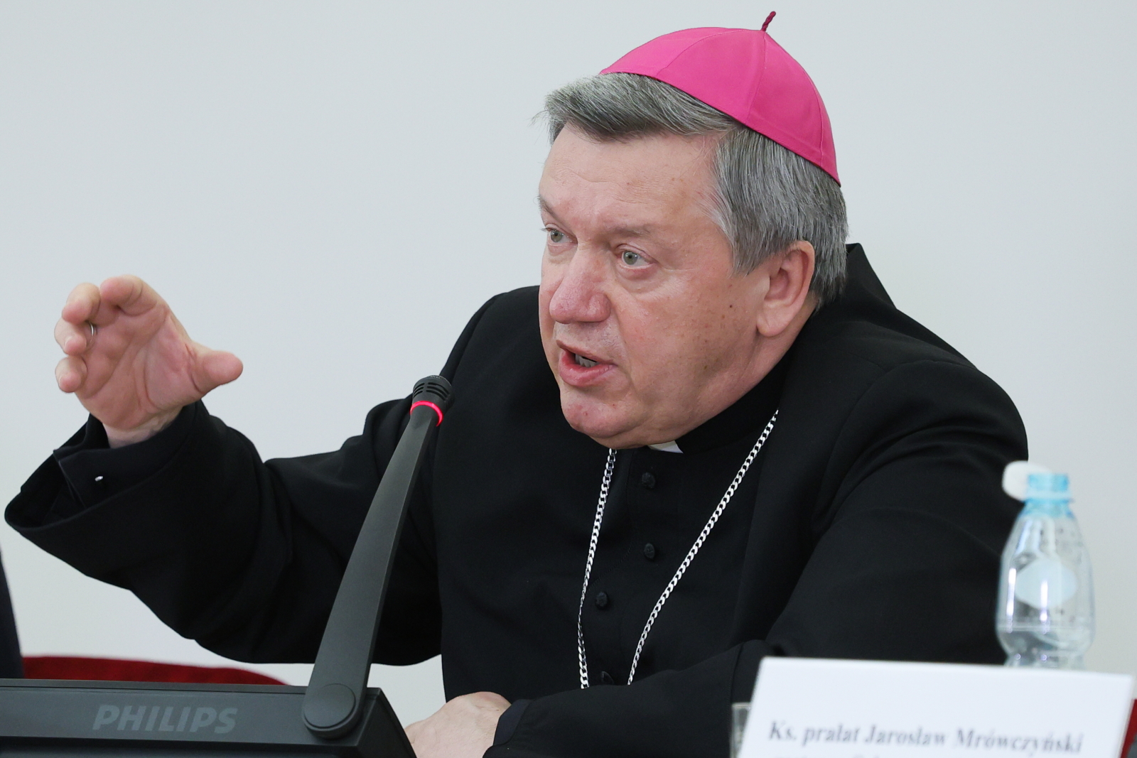 Przydrożny krzyż zniszczony we Wrocławiu – abp Kupny: odpowiadajmy na zło dobrem