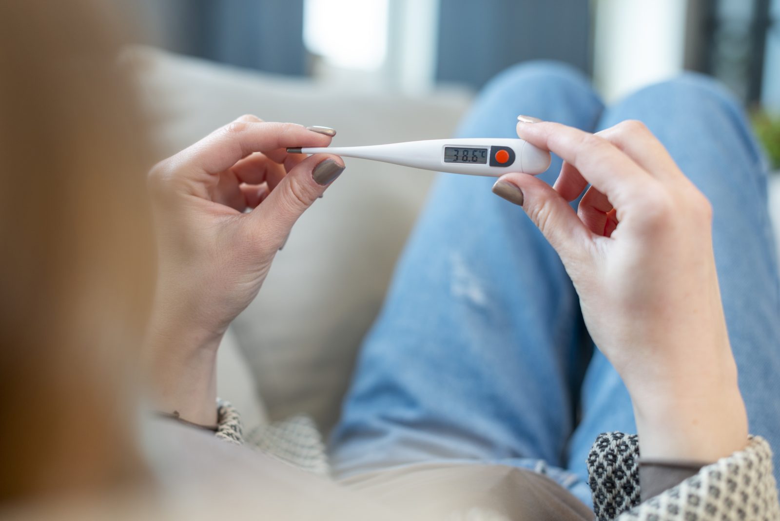 W 2024 r. na zwolnieniach lekarskich najczęściej byli 30 i 40-latkowie