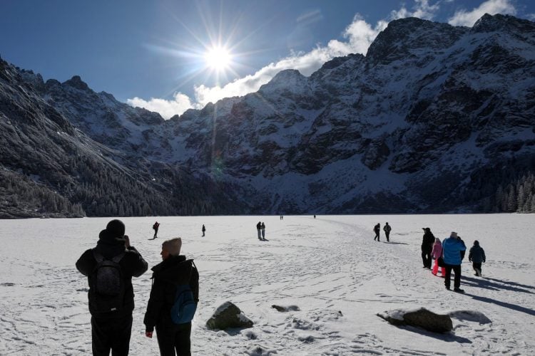 W Tatrach drugi stopień zagrożenia lawinowego