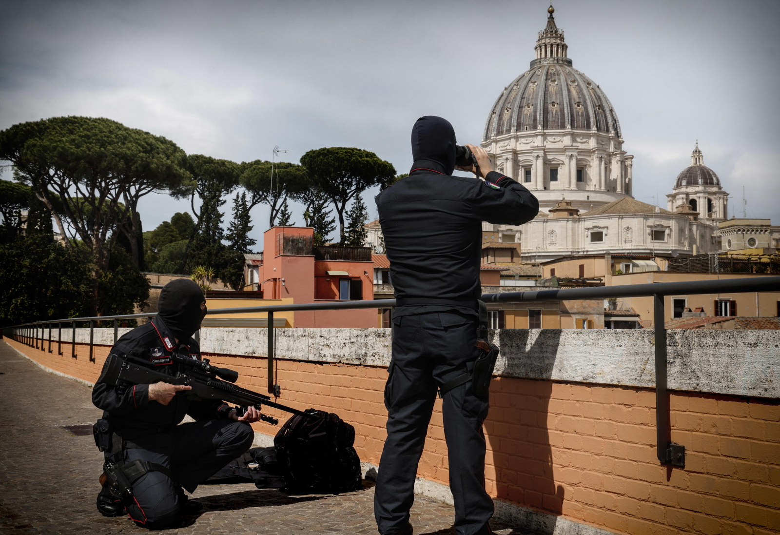 Szef rzymskiej policji: imponujący system bezpieczeństwa podczas pogrzebu papieża