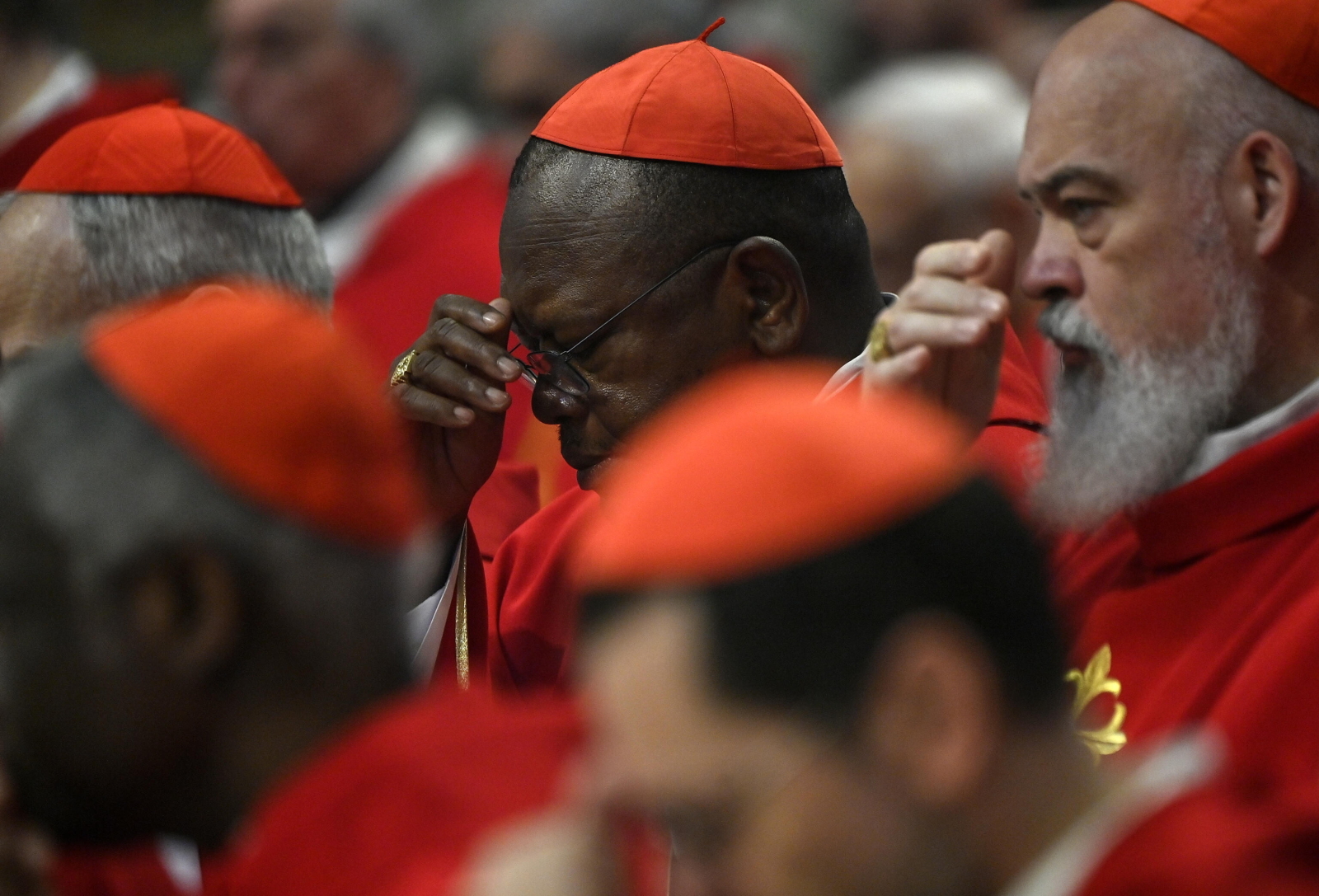 Kardynałowie apelują o modlitwę w intencji konklawe