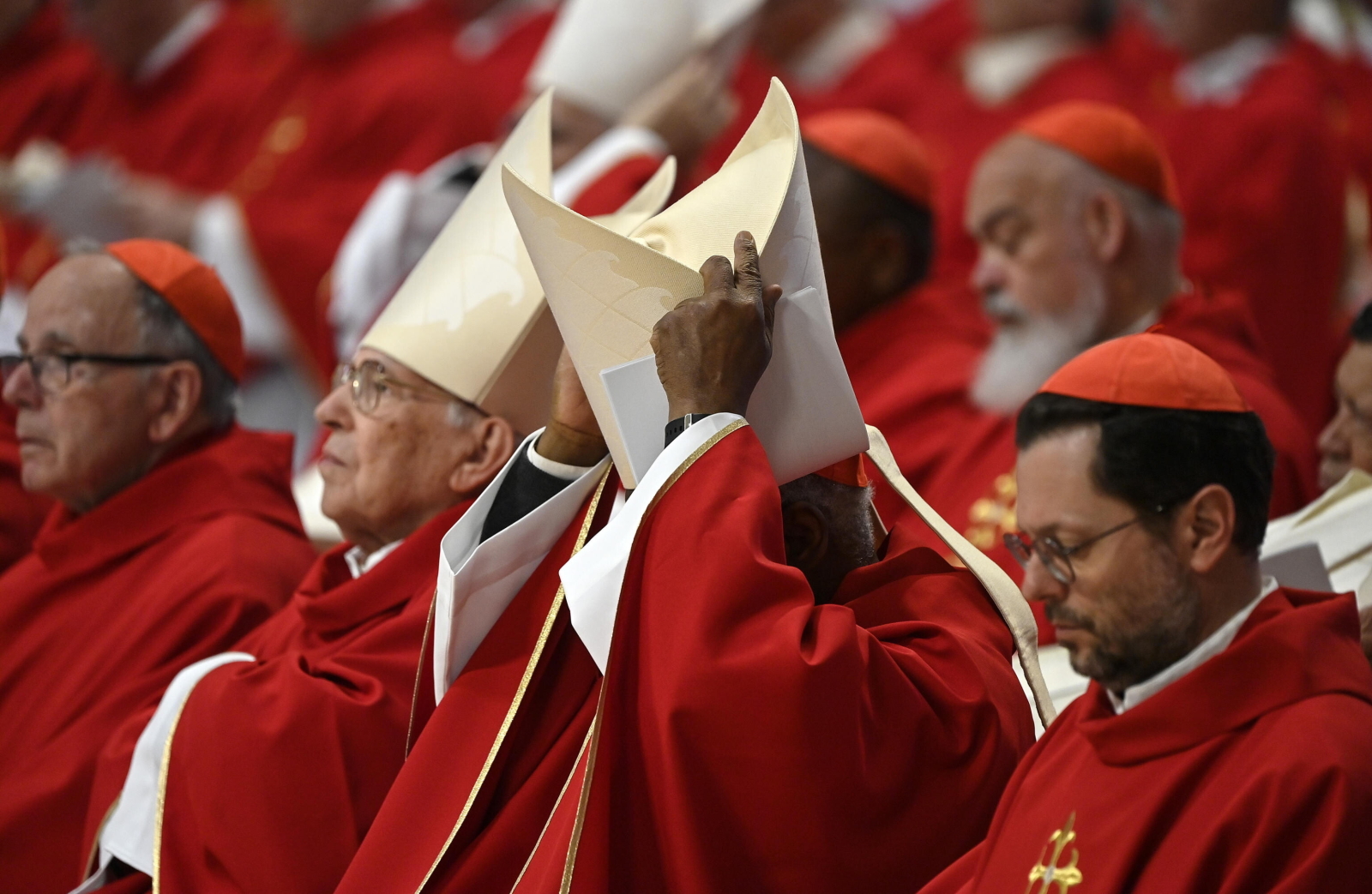 Wspomnienia Franciszka o konklawe: kardynałowie są odcięci od świata, sygnały radiowe są ekranowane