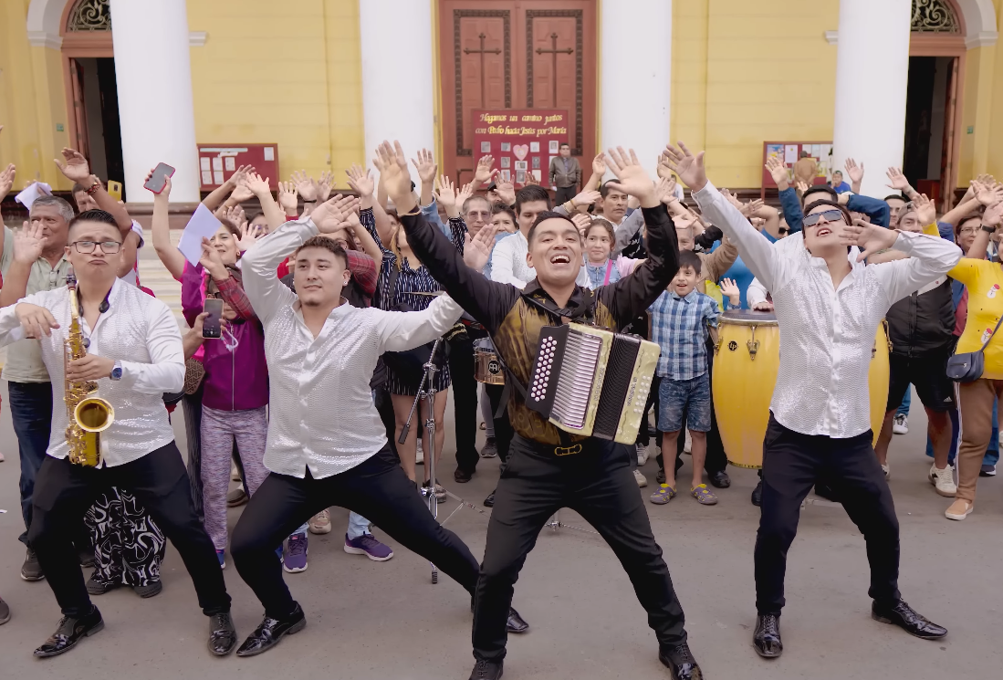 „La cumbia del Papa” – peruwiańska piosenka o papieżu hitem YouTuba [TELEDYSK]