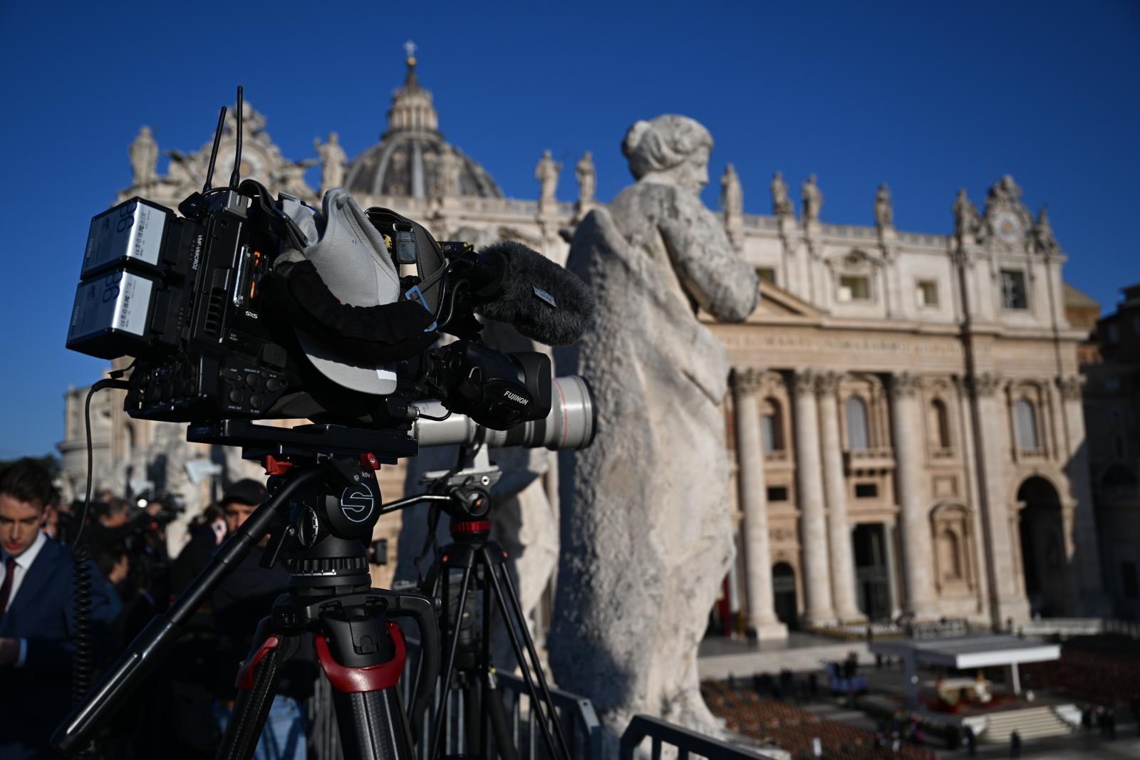 Watykan „bardzo zainteresowany” organizacją rozmów pokojowych między Ukrainą a Rosją?