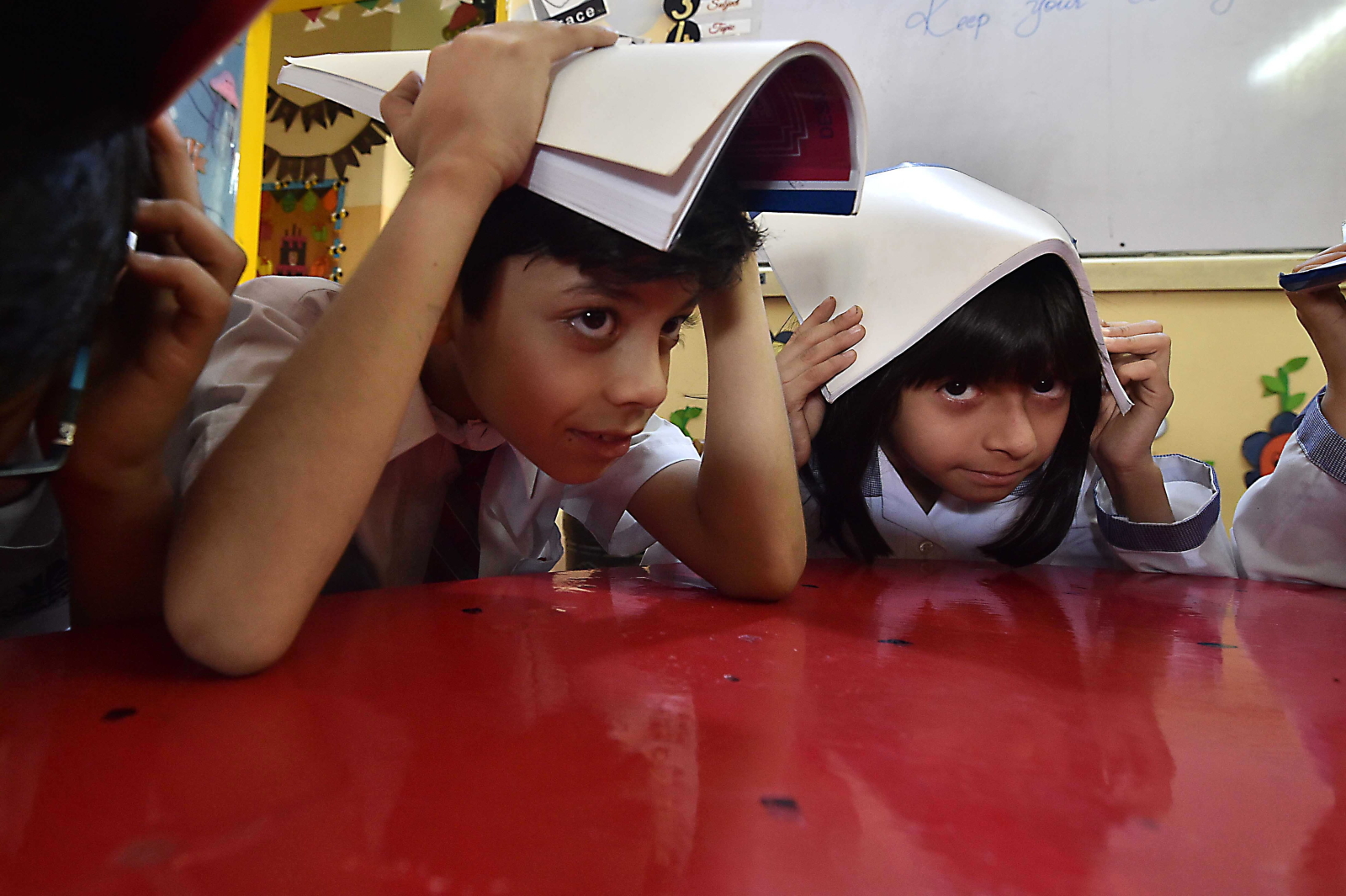 Pakistan: czworo dzieci zginęło w zamachu bombowym, 38 rannych